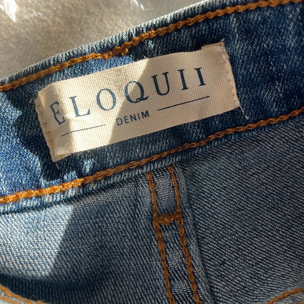 Jean - Picture 10 of 14